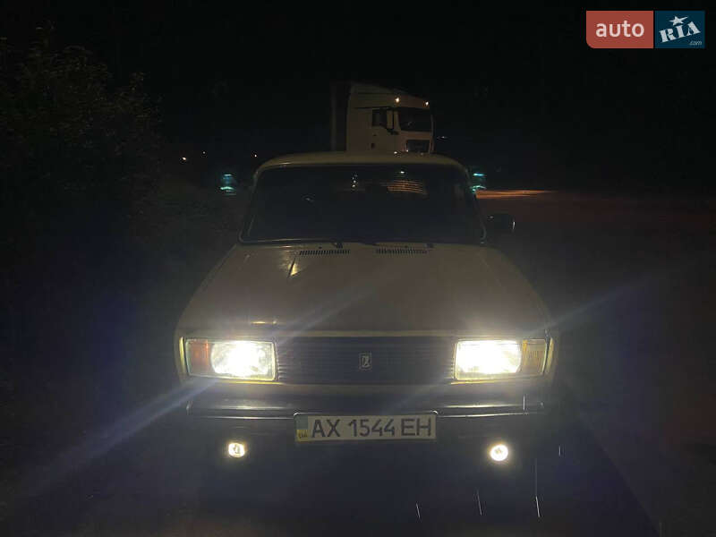 Седан ВАЗ / Lada 2105 1998 в Бібрці фото 2 Седан ВАЗ / Lada 2105 1998 в Бібрці