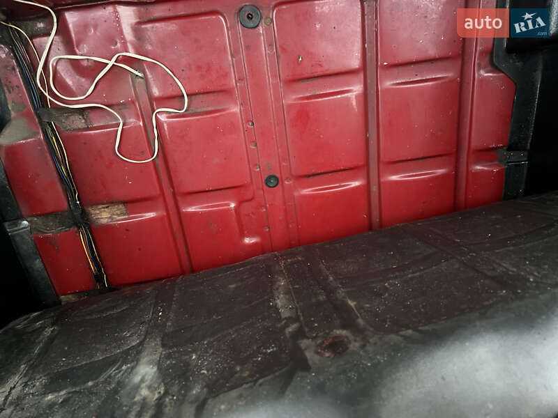 Седан ВАЗ / Lada 2105 1998 в Гайсину фото 11 Седан ВАЗ / Lada 2105 1998 в Гайсину