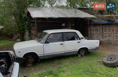 Седан ВАЗ 2105 1988 в Чернигове Седан ВАЗ 2105 1988 в Чернигове