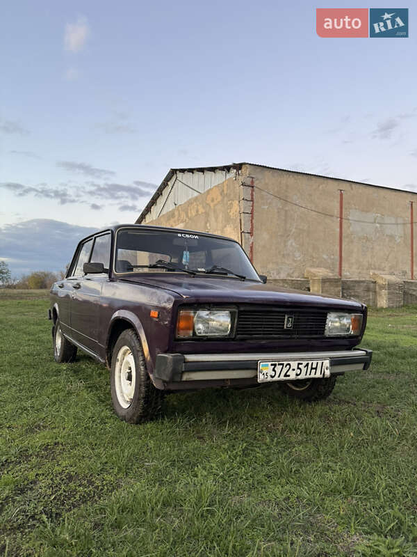 Седан ВАЗ / Lada 2105 1984 в Врадіївці фото Седан ВАЗ / Lada 2105 1984 в Врадіївці
