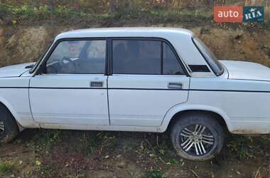 Седан ВАЗ 2105 1986 в Черновцах