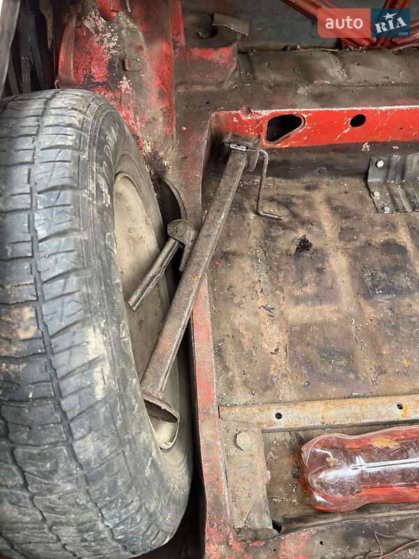 Седан ВАЗ / Lada 2105 1982 в Одессе фото 9 Седан ВАЗ / Lada 2105 1982 в Одессе