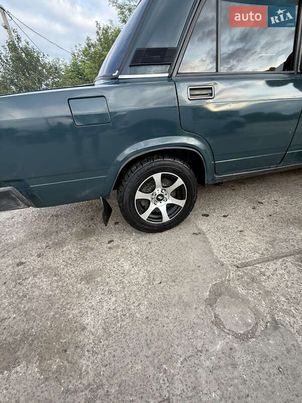 Седан ВАЗ / Lada 2105 1997 в Новомосковске