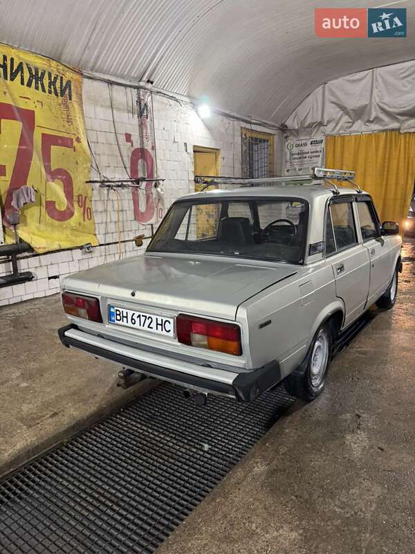 Седан ВАЗ / Lada 2105 1982 в Южному фото 11 Седан ВАЗ / Lada 2105 1982 в Южному