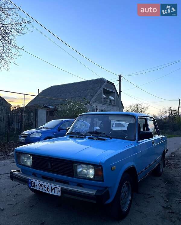 Седан ВАЗ / Lada 2105 1992 в Одесі фото 3 Седан ВАЗ / Lada 2105 1992 в Одесі