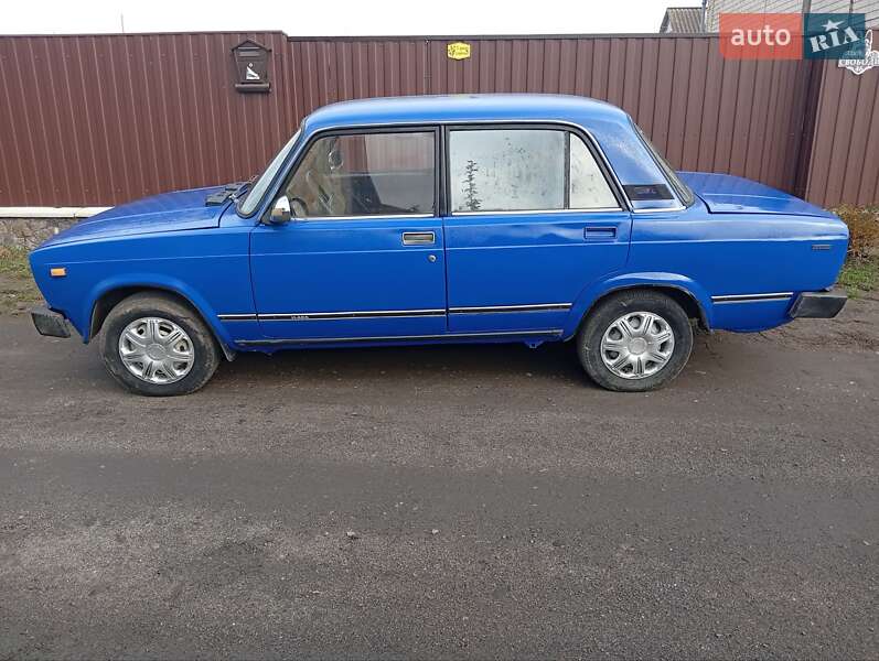 Седан ВАЗ / Lada 2105 1988 в Бершади