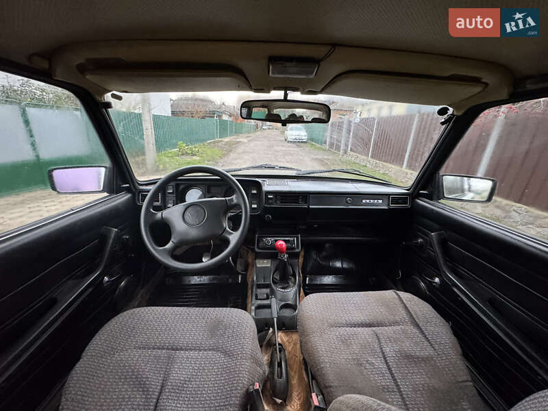 Седан ВАЗ / Lada 2105 1984 в Гадяче