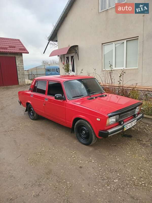 Седан ВАЗ / Lada 2105 1990 в Борщеві