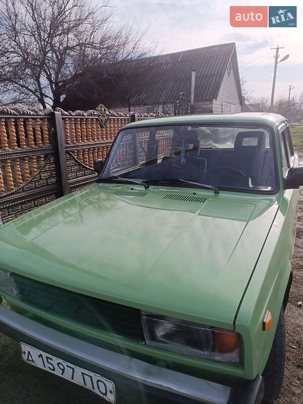 Седан ВАЗ / Lada 2105 1985 в Козельщине