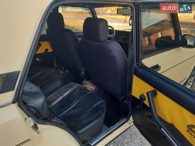 Седан ВАЗ / Lada 2105 1988 в Одесі