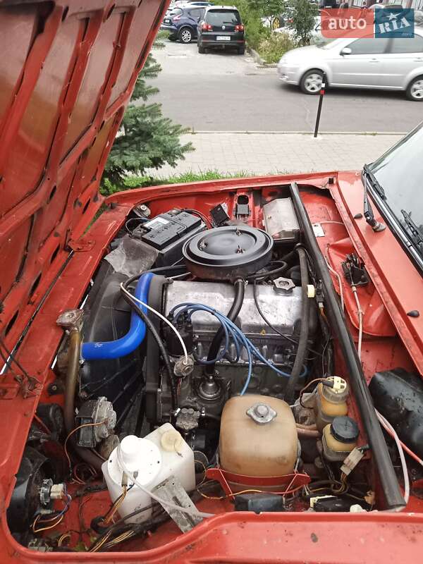 Седан ВАЗ / Lada 2105 1984 в Львові
