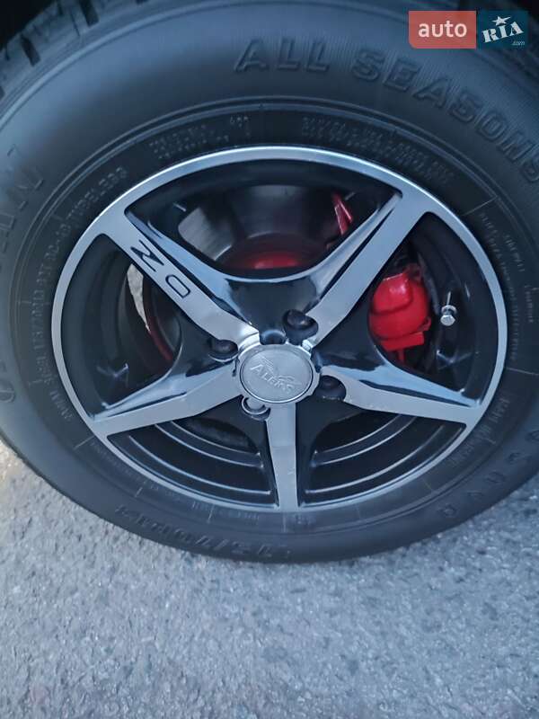 Седан ВАЗ / Lada 2105 1992 в Полтаве