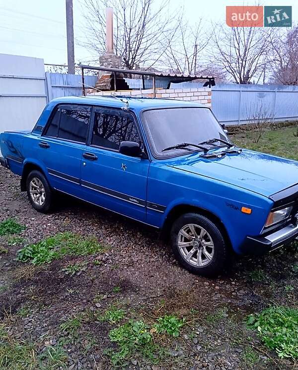 Седан ВАЗ / Lada 2105 2001 в Богодухіву