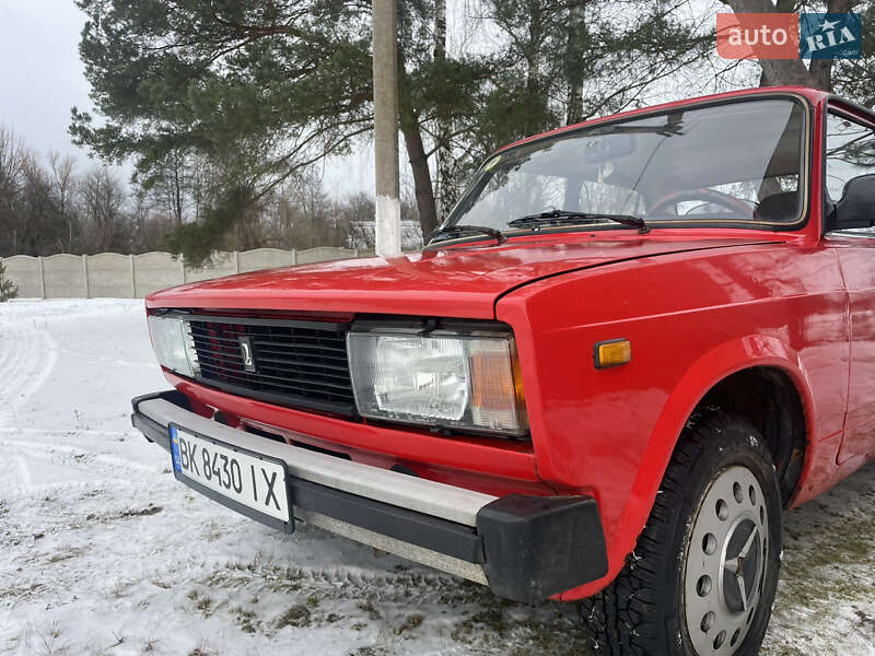 Седан ВАЗ / Lada 2105 1989 в Ровно фото Седан ВАЗ / Lada 2105 1989 в Ровно