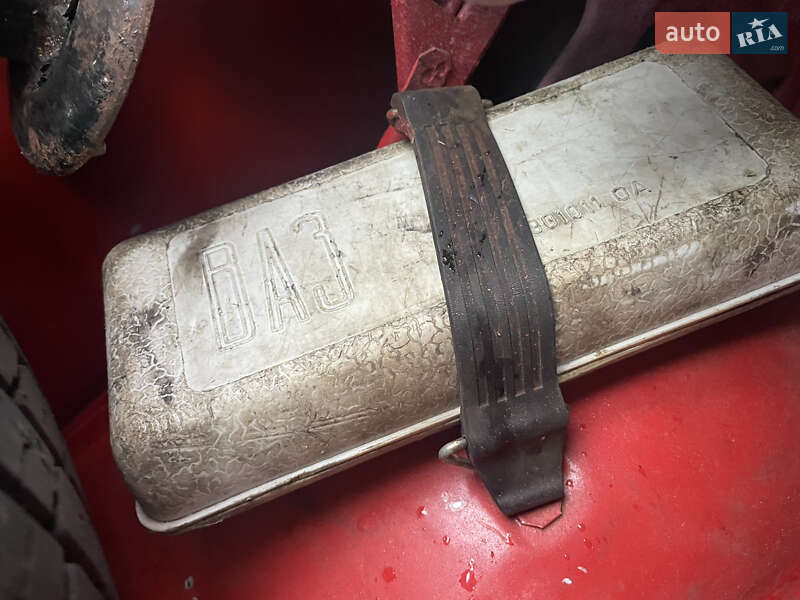 Седан ВАЗ / Lada 2105 1989 в Ровно фото 50 Седан ВАЗ / Lada 2105 1989 в Ровно