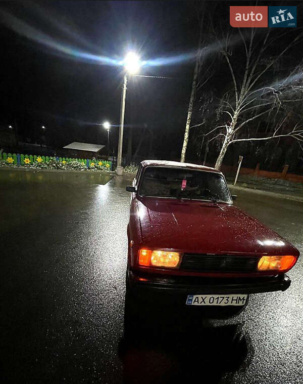 Седан ВАЗ / Lada 2105 1983 в Пересечном