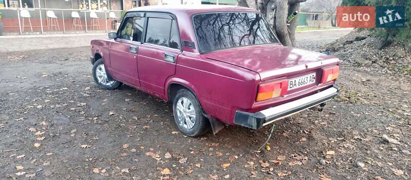 Седан ВАЗ / Lada 2105 1995 в Кропивницькому фото 3 Седан ВАЗ / Lada 2105 1995 в Кропивницькому