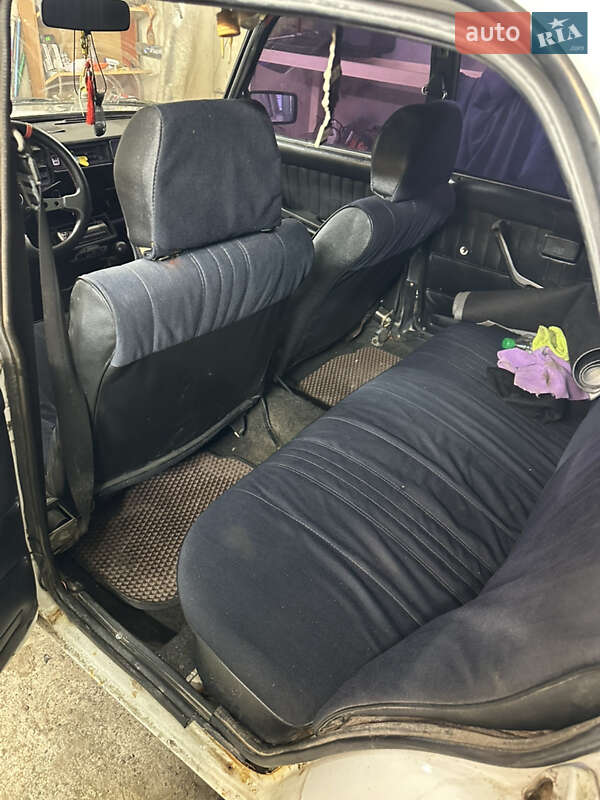 Седан ВАЗ / Lada 2105 1993 в Тернополе