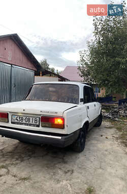 Седан ВАЗ 2105 2000 в Калиновке