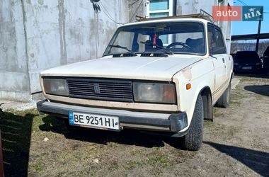 Седан ВАЗ 2105 1983 в Миколаєві