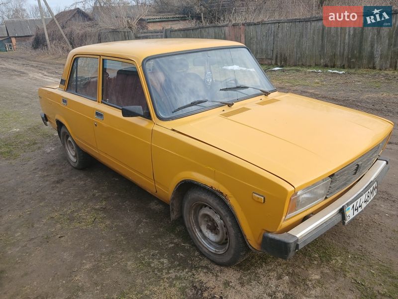 Седан ВАЗ / Lada 2105 1981 в Сновске фото 4 Седан ВАЗ / Lada 2105 1981 в Сновске