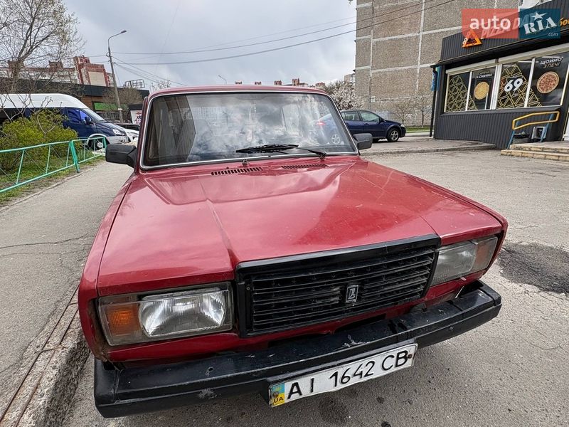 Седан ВАЗ / Lada 2105 1983 в Киеве фото Седан ВАЗ / Lada 2105 1983 в Киеве