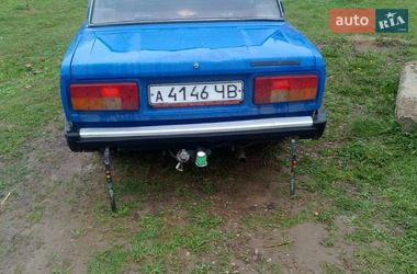 Седан ВАЗ 2105 1983 в Старой Жадовой