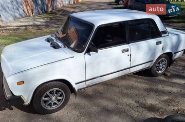 Седан ВАЗ 2105 1983 в Полтаве