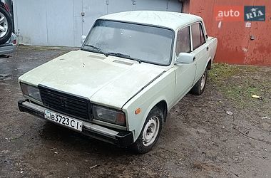 Седан ВАЗ 2105 1981 в Сумах