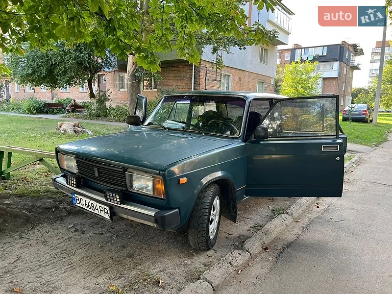 ВАЗ / Lada 2105 2001