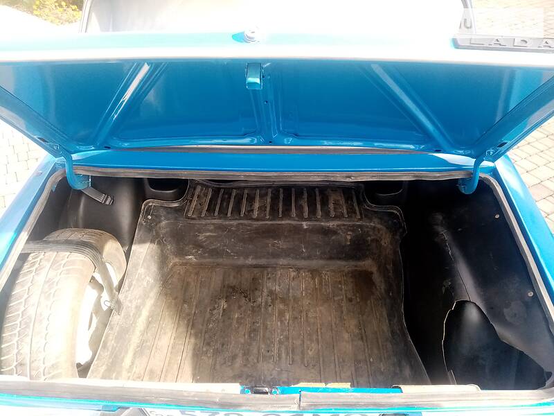 Седан ВАЗ / Lada 2106 1987 в Черновцах