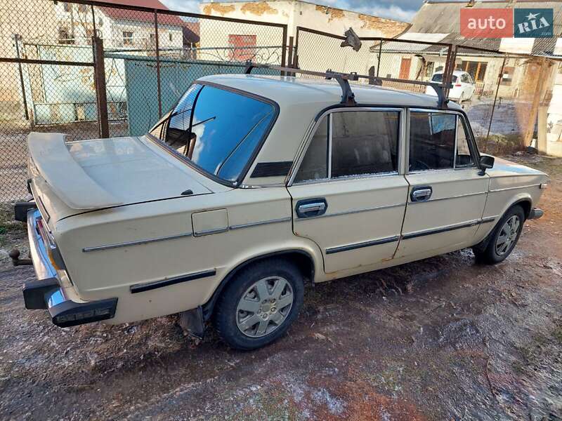 Седан ВАЗ / Lada 2106 1990 в Луцке