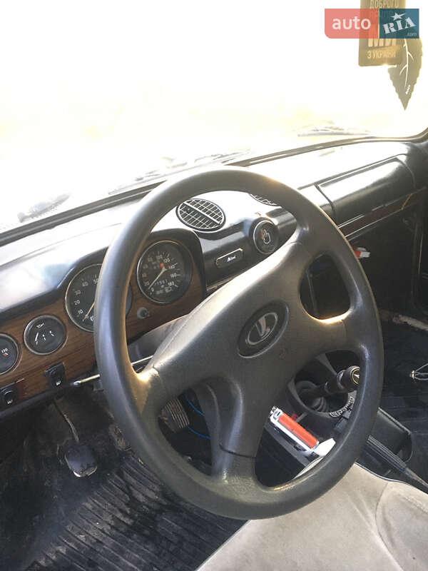 Седан ВАЗ / Lada 2106 1990 в Запоріжжі