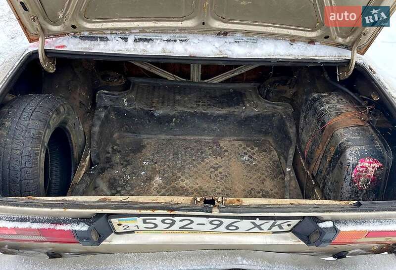 Седан ВАЗ / Lada 2106 1985 в Охтирці