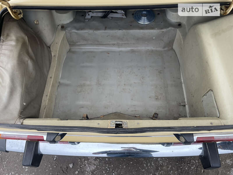 Седан ВАЗ / Lada 2106 1986 в Дніпрі