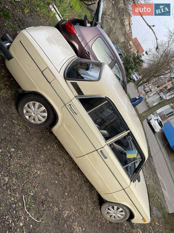 Седан ВАЗ / Lada 2106 1988 в Тернополе