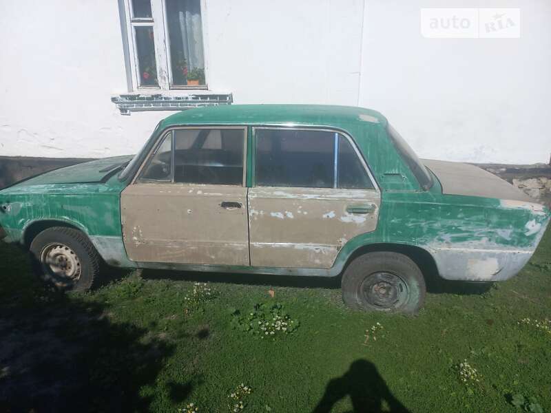 Седан ВАЗ / Lada 2106 1988 в Звягеле