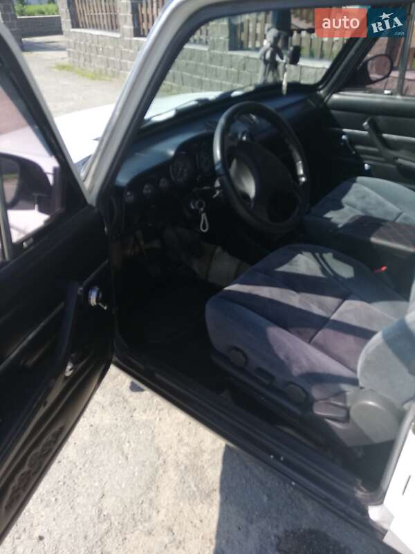 Седан ВАЗ / Lada 2106 1988 в Житомире