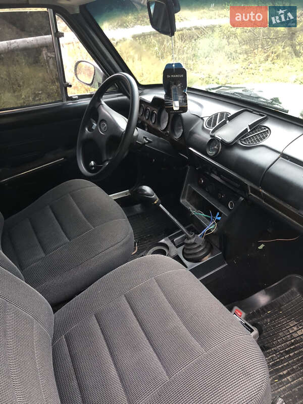 Седан ВАЗ / Lada 2106 1985 в Сколе фото 3 Седан ВАЗ / Lada 2106 1985 в Сколе