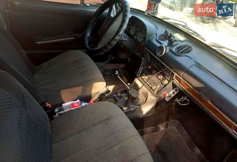 Седан ВАЗ / Lada 2106 1987 в Дніпрі