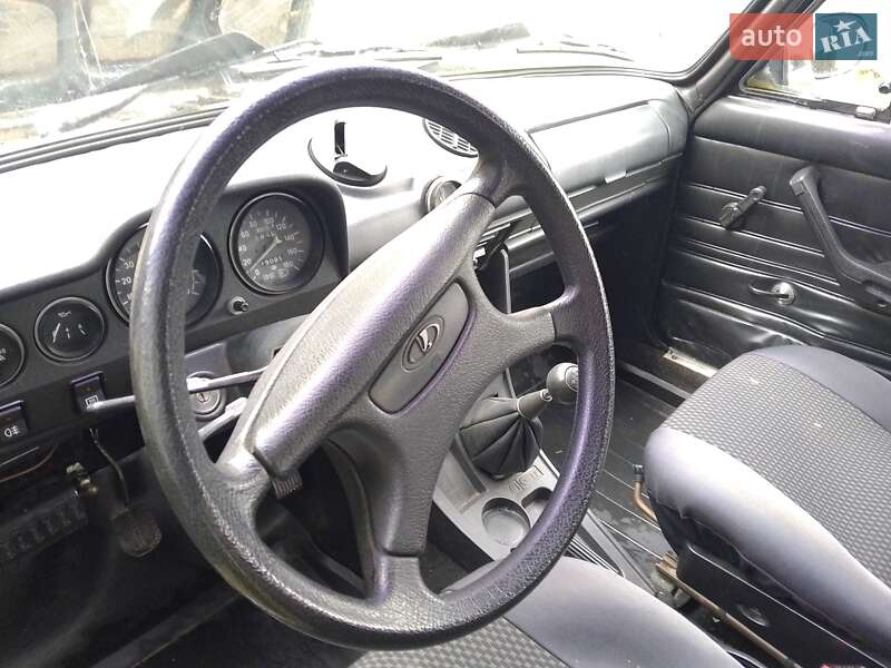 Седан ВАЗ / Lada 2106 2004 в Рівному