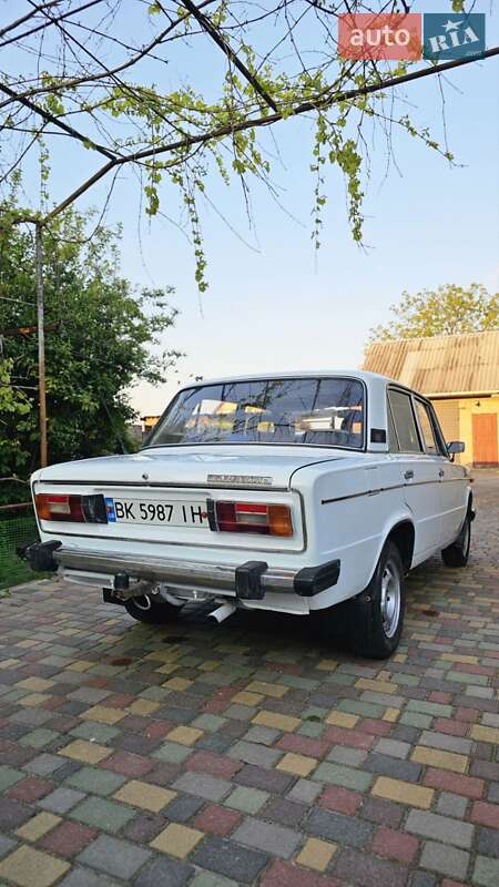 Седан ВАЗ / Lada 2106 1988 в Корце