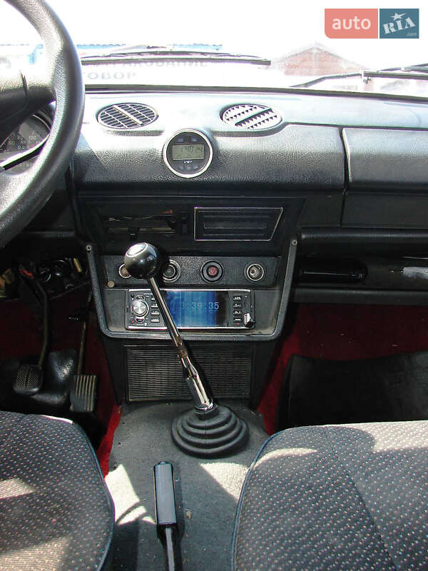 Седан ВАЗ / Lada 2106 1990 в Одессе