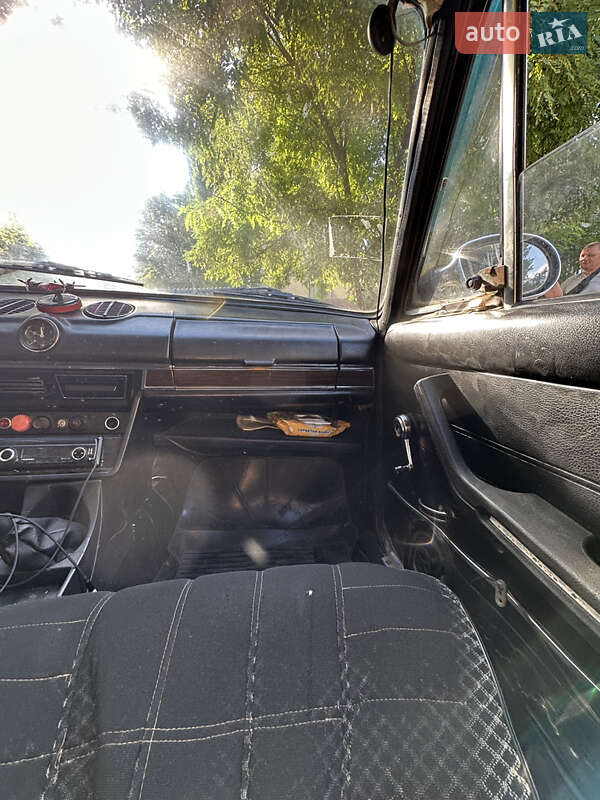 Седан ВАЗ / Lada 2106 1986 в Кривом Роге