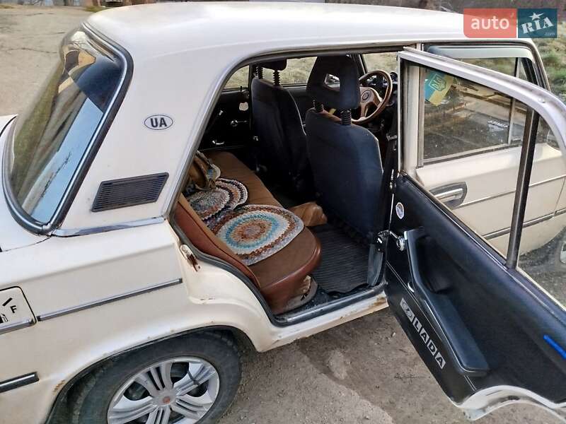 Седан ВАЗ / Lada 2106 1985 в Богуславі