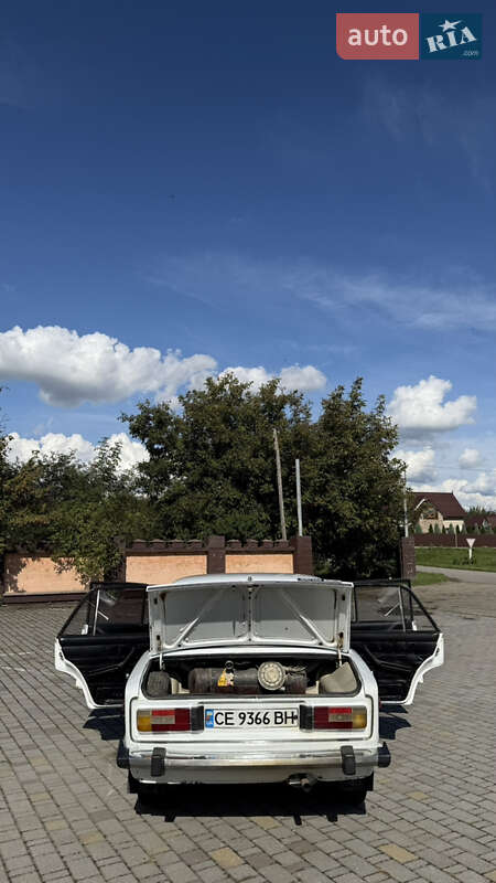 Седан ВАЗ / Lada 2106 1985 в Черновцах