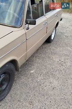 Седан ВАЗ 2106 1988 в  фото 10 Седан ВАЗ 2106 1988 в