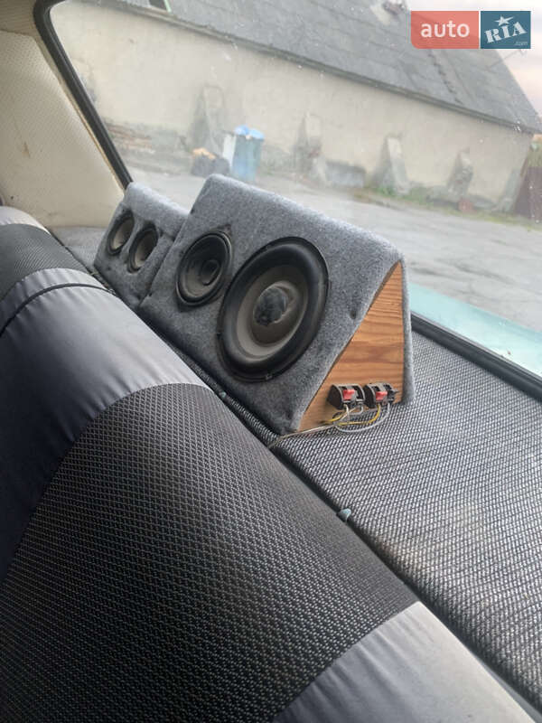 Седан ВАЗ / Lada 2106 1989 в Острозі