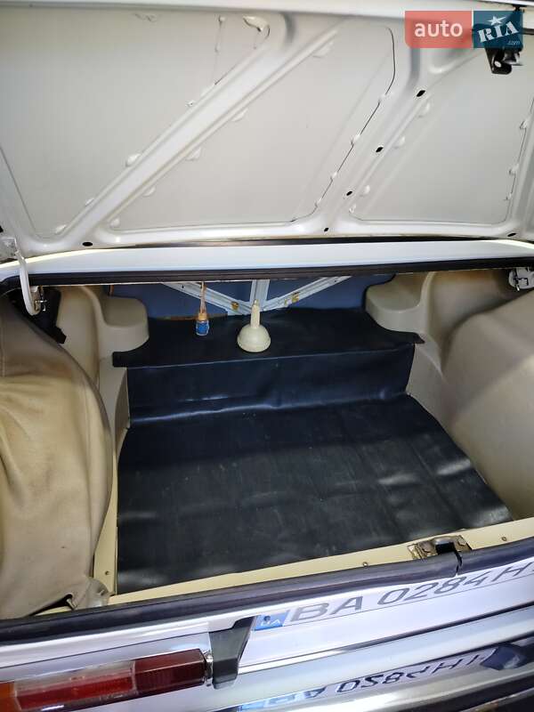Седан ВАЗ / Lada 2106 1990 в Саврани фото 13 Седан ВАЗ / Lada 2106 1990 в Саврани