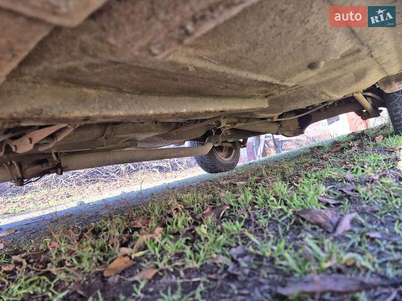 Седан ВАЗ / Lada 2106 1984 в Кривом Роге